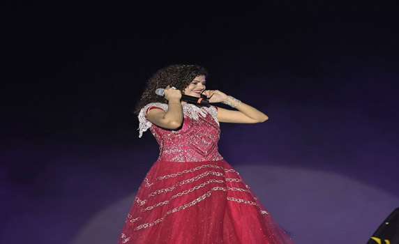 Unity Promo Fest: Palak Muchhal wins hearts in South Tripura’s Belonia.